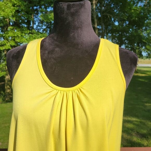 Slinky Brand Yellow Gathered Scoop Neck Tunic Tank Women’s Sz Small Asymmetrical - Picture 4 of 14